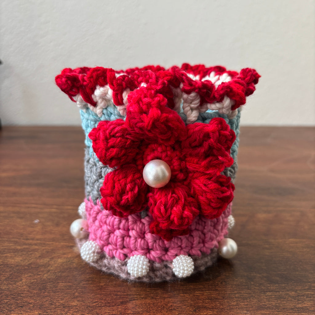 Red Rose Pen Holder