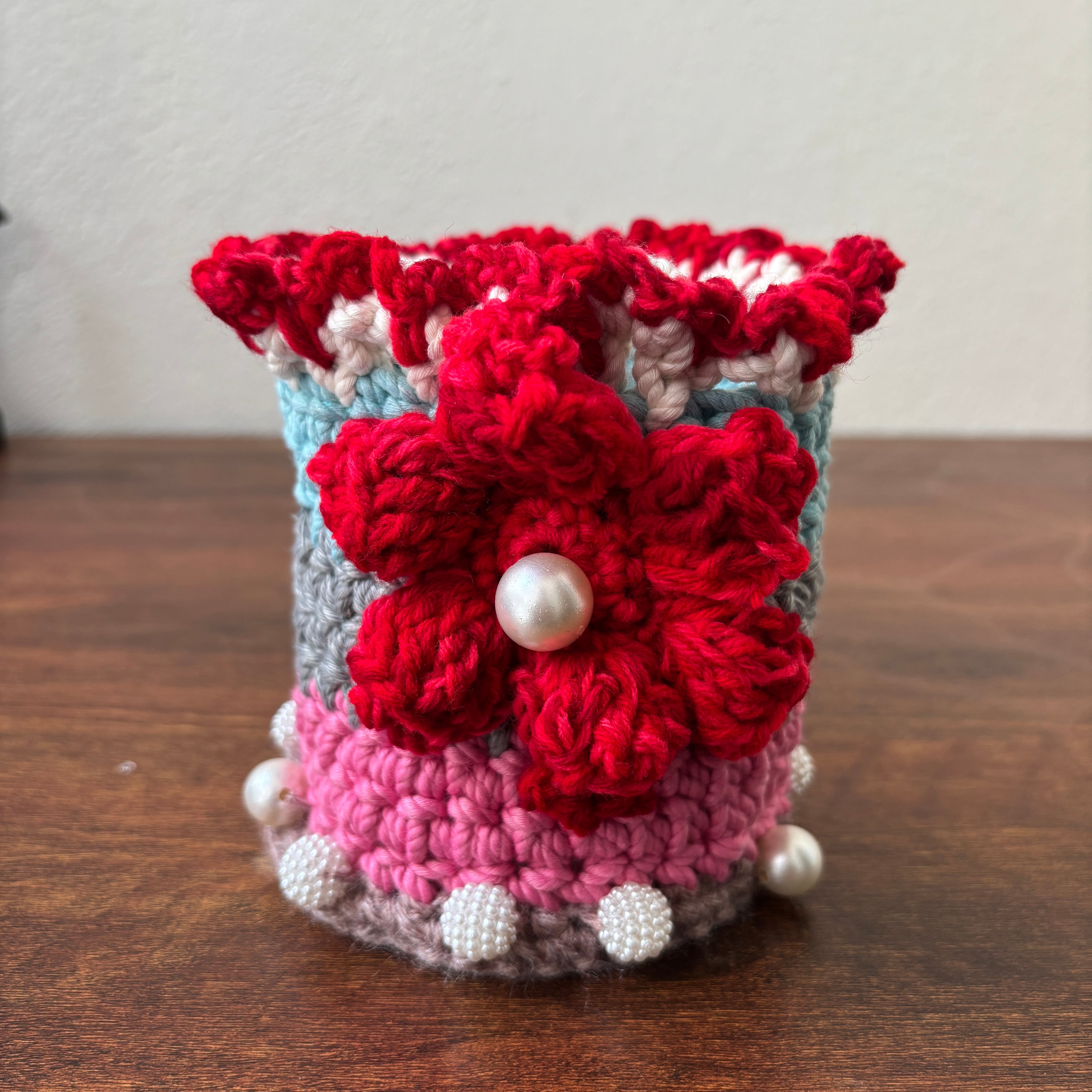 Red Rose Pen Holder