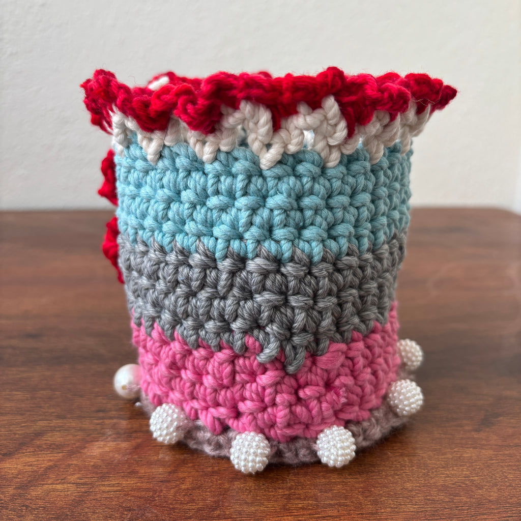 Red Rose Pen Holder